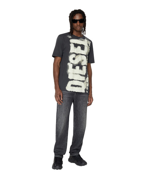 DIESEL(ディーゼル)の「メンズ Tシャツ ロゴ(Tシャツ/カットソー・メンズ・ブルー・LARGE/X-LARGE/SMALL/MEDIUM/XXX-LARGE/XX-LARGE/X-SMALL)」の5枚目の写真
