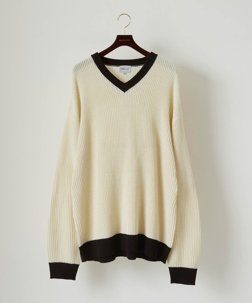 EMMA CLOTHES（エマクローズ）の「アゼ編み 配色Vネックプルオーバールーズニット EMMA CLOTHES（ニット/セーター・メンズ・グリーン/アイボリー/ネイビー/ワイン・M/L）」の5枚目の写真