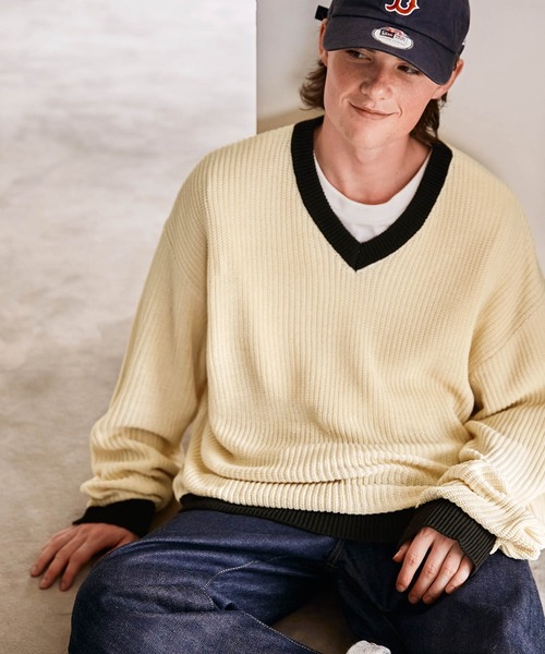 EMMA CLOTHES（エマクローズ）の「アゼ編み 配色Vネックプルオーバールーズニット EMMA CLOTHES（ニット/セーター・メンズ・グリーン/アイボリー/ネイビー/ワイン・M/L）」の22枚目の写真