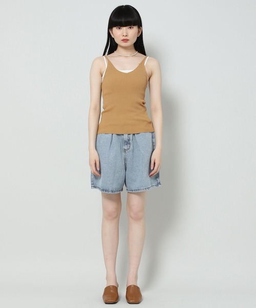 ALAND(エーランド)の「3.3 Field Trip/WIDE DENIMショートパンツ 2353230(デニムパンツ・レディース・ライトブルー/ブラック・SMALL/MEDIUM)」の3枚目の写真