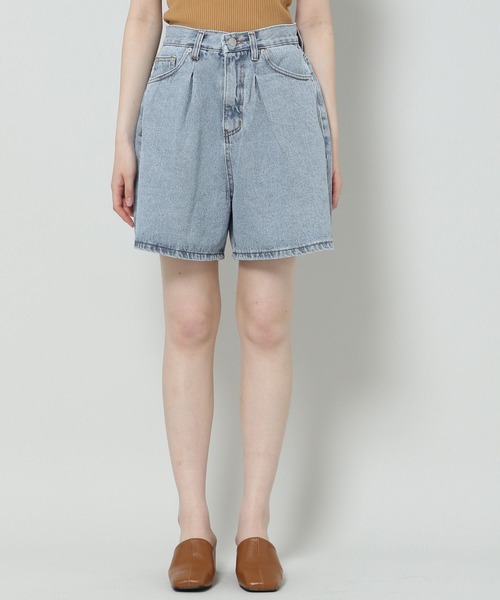 ALAND(エーランド)の「3.3 Field Trip/WIDE DENIMショートパンツ 2353230(デニムパンツ・レディース・ライトブルー/ブラック・SMALL/MEDIUM)」の11枚目の写真