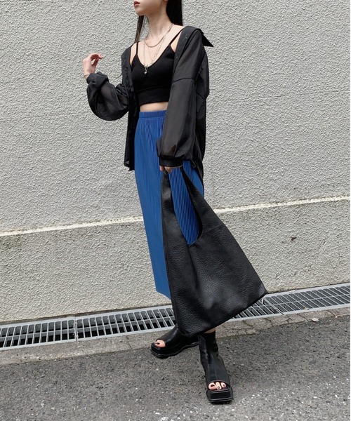 LVEU.（ラブユ.）の「【LVEU.】ワンショルダーシンプルトートバッグ / バッグ 鞄 BAG トート シンプル 合皮  合皮 ブラック（トートバッグ・レディース・ブラック・FREE）」の4枚目の写真