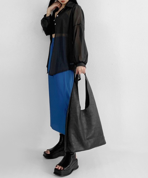 LVEU.（ラブユ.）の「【LVEU.】ワンショルダーシンプルトートバッグ / バッグ 鞄 BAG トート シンプル 合皮  合皮 ブラック（トートバッグ・レディース・ブラック・FREE）」の9枚目の写真