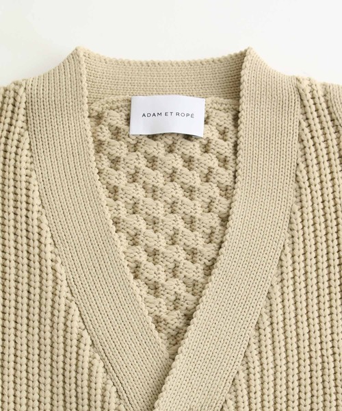 ADAM ET ROPE'（アダムエロペ）の「《ドラマ着用》ボリューム ケーブル オーバーサイズ カーディガン/超軽量/ユニセックス（カーディガン/ボレロ・メンズ・ブルー系その他5/サックスブルー/オフホワイト/スミクロ/グリーン系その他/ダークブラウン/ライトグリーン/ブラック・M/L）」の21枚目の写真