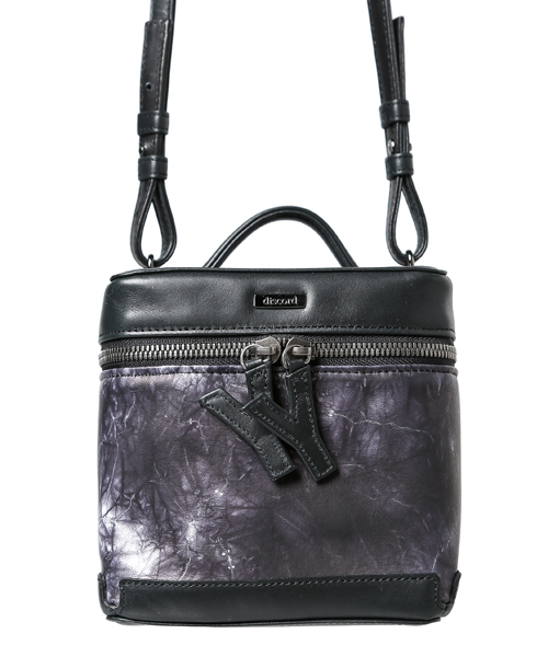 discord Yohji Yamamoto(ディスコード ヨウジヤマモト)の「Shibori Cube 絞 キューブ バッグ(ショルダーバッグ・レディース・ブラック・FREE)」の6枚目の写真
