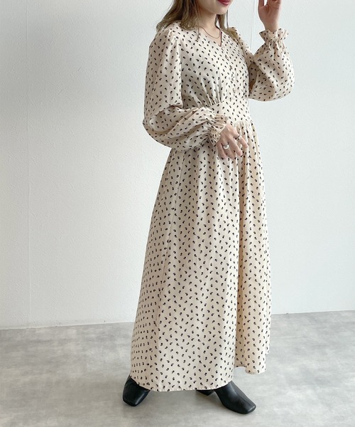 Quitter pas 花柄 Vネック ワンピース ワンピース 花柄Vネックワンピース : ZOZOTOWN Yahoo!店 - 通販