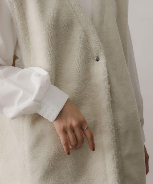 SENSE OF PLACE by URBAN RESEARCH（センスオブプレイスバイアーバンリサーチ）の「リバーシブルボアベスト（その他アウター・レディース・ベージュ/ブラック/アイボリー・ONE）」の7枚目の写真