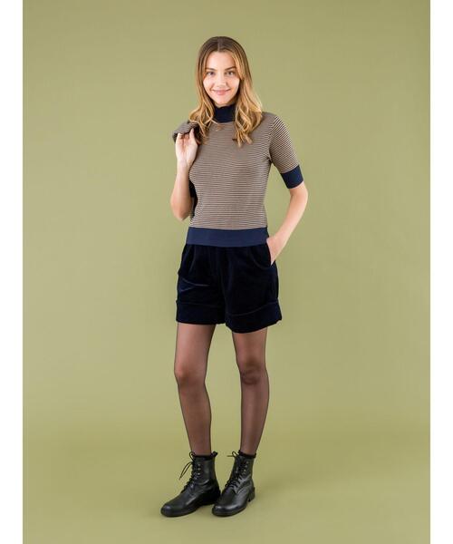 agnes b.（アニエスベー）の「JHY5 TS ボーダーハイネックプルオーバー（ニット/セーター・レディース・ゴールド・1/3/2）」の4枚目の写真