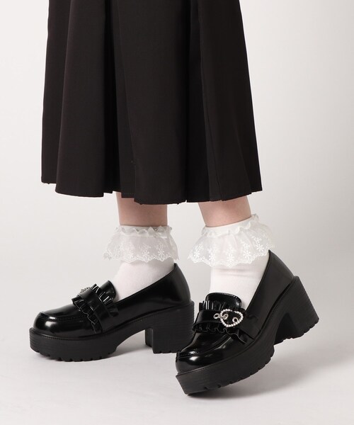 cs T&P(シーエスティーアンドピー)の「キラキラハート付き厚底パンプス(パンプス・レディース・ブラック系1・S/M/L/LL)」の11枚目の写真