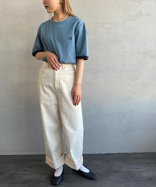 FRED PERRY（フレッドペリー）の「【FINEBOYS 9月号掲載】[FRED PERRY/フレッドペリー] 別注 ワンポイントロゴ刺繍 鹿の子Tシャツ（Tシャツ/カットソー・レディース・ホワイト/キャメル/ネイビー/サックスブルー・XS/S/M/L）」の21枚目の写真