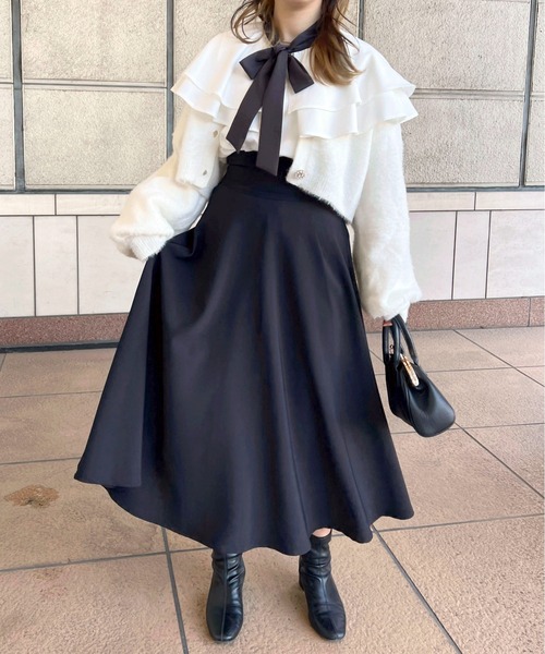 apres jour（アプレジュール）の「アソートラッフルボウタイブラウス【ZOZOTOWN限定アイテム】（シャツ/ブラウス・レディース・ホワイト系その他/チャコールグレー/オフホワイト・フリー/X-LARGE）」の8枚目の写真
