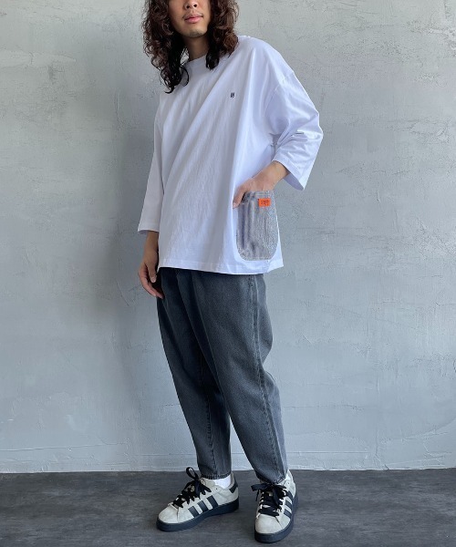 UNIVERSAL OVERALL（ユニバーサルオーバーオール）の「【FINEBOYS 9月号掲載】[UNIVERSAL OVERALL/ユニバーサルオーバーオール] 別注 7分袖 カバーオールTシャツ（Tシャツ/カットソー・レディース・ホワイト/ブラック/ベージュ/サックスブルー/オートミール・S/M/L）」の18枚目の写真