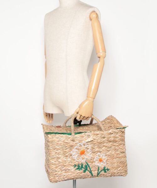 Casselini（キャセリーニ）の「Casselini 刺繍バスケットM 224-110802（かごバッグ・レディース・ホワイト・FREE）」の9枚目の写真