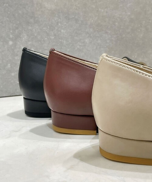 ESPERANZA(エスペランサ)の「ビット付きポインテッドトゥローファー(パンプス・レディース・こしょう色系/ブラック/ブラウン系・22.0cm/23.0cm/23.5cm/21.5cm/24.0cm/25.0cm/24.5cm/22.5cm)」の8枚目の写真