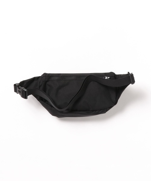Mammut(マムート)の「【 MAMMUT (マムート)】Xeron Neuveville Waistpack(ボディバッグ/ウエストポーチ・メンズ・ライトベージュ/ブラック/グリーン・FREE)」の4枚目の写真