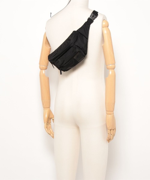Mammut(マムート)の「【 MAMMUT (マムート)】Xeron Neuveville Waistpack(ボディバッグ/ウエストポーチ・メンズ・ライトベージュ/ブラック/グリーン・FREE)」の12枚目の写真