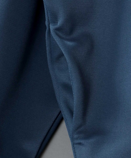 SITRY（シトリー）の「half zip tech pull over /ハーフジップ テック プルオーバー（スウェット・メンズ・ブラック/ブルーグリーン/ライトグレー/モカ・M/L）」の7枚目の写真