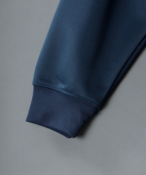 SITRY（シトリー）の「half zip tech pull over /ハーフジップ テック プルオーバー（スウェット・メンズ・ブラック/ブルーグリーン/ライトグレー/モカ・M/L）」の8枚目の写真