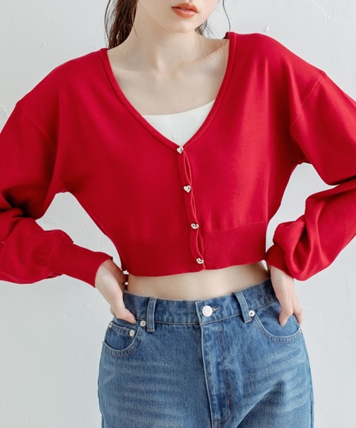 OLIVE des OLIVE(オリーブデオリーブ)の「ハートボタンクロップドカーディガン(カーディガン/ボレロ・レディース・レッド/オフホワイト/サックスブルー/ピンク/ブラック・FREE)」の5枚目の写真