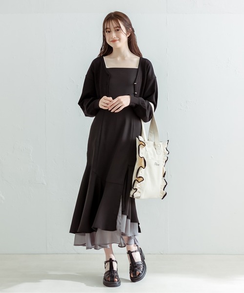 OLIVE des OLIVE(オリーブデオリーブ)の「ハートボタンクロップドカーディガン(カーディガン/ボレロ・レディース・レッド/オフホワイト/サックスブルー/ピンク/ブラック・FREE)」の12枚目の写真