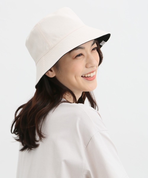 Honeys（ハニーズ）の「リバーシブルバケット（ハット・レディース・ベージュ/ホワイト系その他/ブラック/ホワイト×ブラック/ピンクベージュ・FREE）」の2枚目の写真