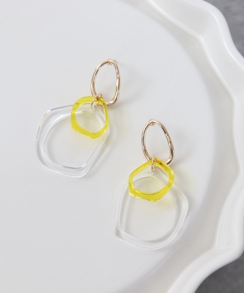 Three Four Time（ｽﾘｰﾌｫｰﾀｲﾑ）の「カラークリアフレームピアス（ピアス（両耳用）・レディース・ピンク/クリア/ブルー・FREE）」の3枚目の写真