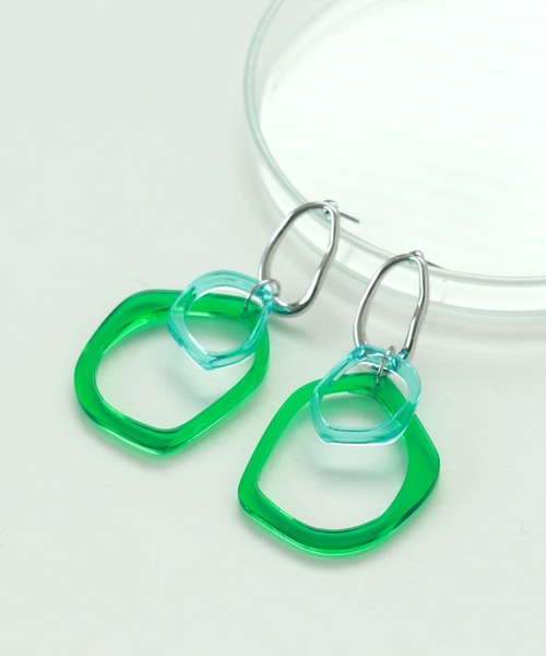 Three Four Time（ｽﾘｰﾌｫｰﾀｲﾑ）の「カラークリアフレームピアス（ピアス（両耳用）・レディース・ピンク/クリア/ブルー・FREE）」の15枚目の写真