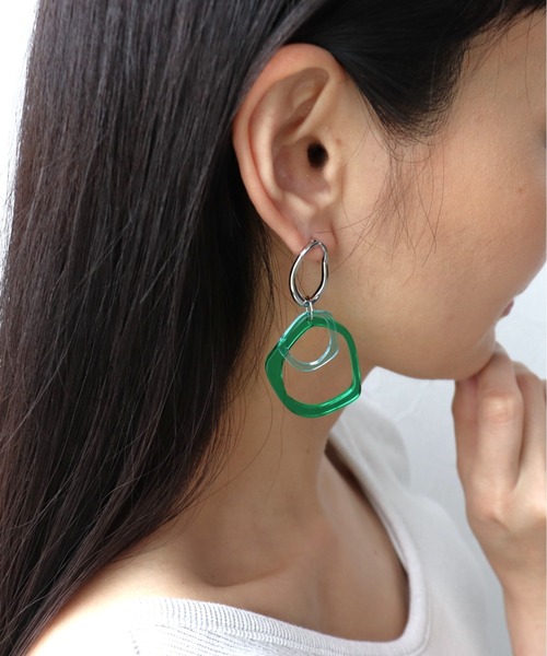 Three Four Time（ｽﾘｰﾌｫｰﾀｲﾑ）の「カラークリアフレームピアス（ピアス（両耳用）・レディース・ピンク/クリア/ブルー・FREE）」の18枚目の写真