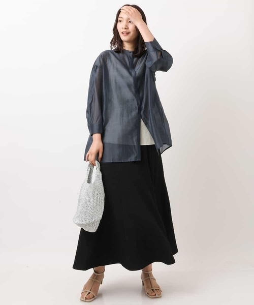 a.v.v(アーヴェヴェ)の「バックギャザーシアーシャツ(シャツ/ブラウス・レディース・アイボリー/ネイビー・38/40/34/42/36)」の10枚目の写真