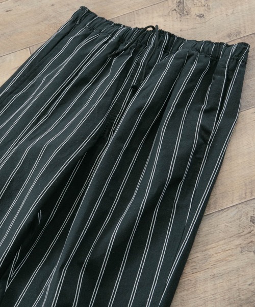 ITEMS URBANRESEARCH(アイテムズ アーバンリサーチ)の「コットンリネン ストライプパンツ(その他パンツ・メンズ・グリーン/ブラック/アイボリー・LARGE/MEDIUM)」の16枚目の写真