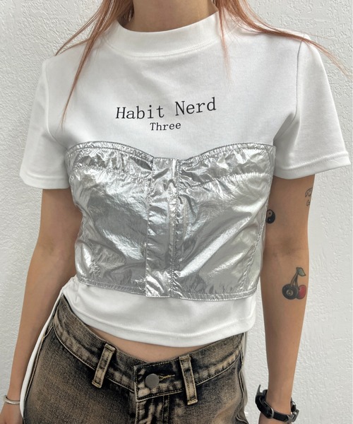 WHO'S WHO gallery（フーズフーギャラリー）の「ウェーブベアトップ（チューブトップ・レディース・ブラック/ベージュ/シルバー/ブラック系その他・FREE）」の14枚目の写真