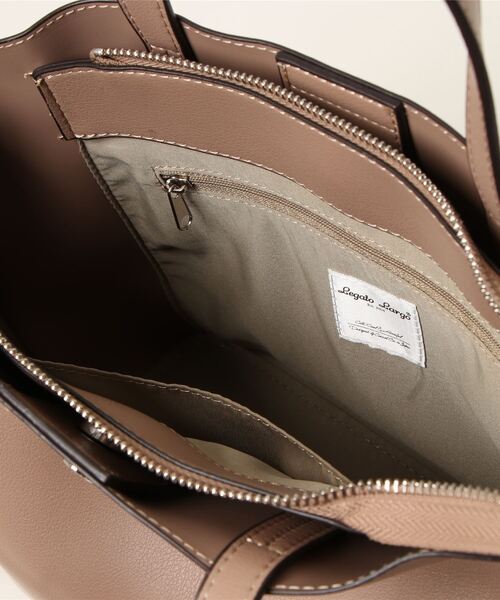 and it_(アンドイット)の「Legato Largo 【かるいかばん】 2WAYトートバッグ(トートバッグ・レディース・ライトグレー/ブラック/オリーブ/アイボリー/ラベンダー/キャメル/グレイッシュベージュ・FREE)」の10枚目の写真