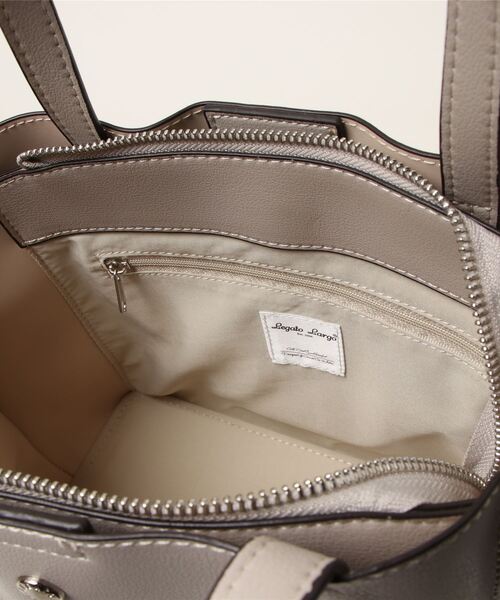 and it_(アンドイット)の「Legato Largo 【かるいかばん】 2WAYトートバッグ(トートバッグ・レディース・ライトグレー/ブラック/オリーブ/アイボリー/ラベンダー/キャメル/グレイッシュベージュ・FREE)」の15枚目の写真