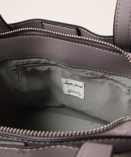 and it_(アンドイット)の「Legato Largo 【かるいかばん】 2WAYトートバッグ(トートバッグ・レディース・ライトグレー/ブラック/オリーブ/アイボリー/ラベンダー/キャメル/グレイッシュベージュ・FREE)」の13枚目の写真