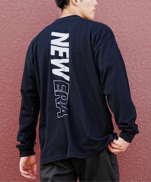 NEW ERA(ニューエラ)の「【ムラサキスポーツ別注】NEW ERA/ニューエラ パフォーマンス ロンT VERTICAL LOGO オーバーサイズ バックプリント 吸汗速乾(Tシャツ/カットソー・メンズ・ブラック/ホワイト・XL/XXL/L/M)」の10枚目の写真