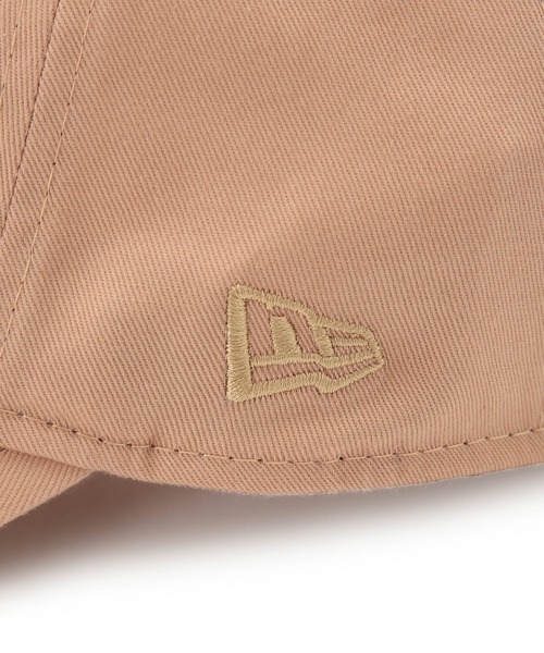 NEW ERA（ニューエラ）の「【NEW ERA(R)/ニューエラ別注】920CS handwritten ロゴキャップ（キャップ・レディース・ブラック/ブラウン/ピンク系その他2・FREE）」の12枚目の写真