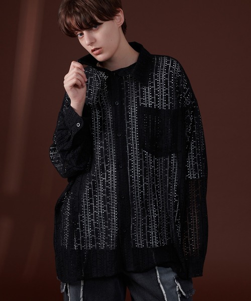 ONCILY(オンシェリー)の「LACE SHEER REGULAR COLLAR SHIRT / レースシアーレギュラーシャツ(シャツ/ブラウス・メンズ・ブラック/オフホワイト/ブルー・LARGE/MEDIUM)」の3枚目の写真