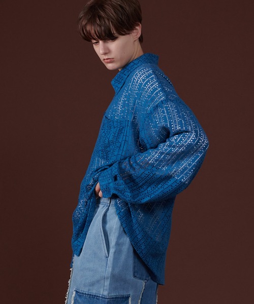 ONCILY(オンシェリー)の「LACE SHEER REGULAR COLLAR SHIRT / レースシアーレギュラーシャツ(シャツ/ブラウス・メンズ・ブラック/オフホワイト/ブルー・LARGE/MEDIUM)」の11枚目の写真