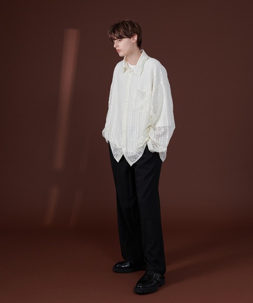 ONCILY(オンシェリー)の「LACE SHEER REGULAR COLLAR SHIRT / レースシアーレギュラーシャツ(シャツ/ブラウス・メンズ・ブラック/オフホワイト/ブルー・LARGE/MEDIUM)」の5枚目の写真