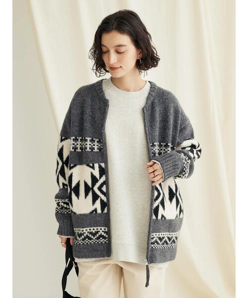 CRAFT STANDARD BOUTIQUE（クラフトスタンダードブティック）の「オルテガ柄ニットZIPブルゾン（カーディガン/ボレロ・レディース・ブラウン/サックスブルー/グレー・FREE）」の4枚目の写真