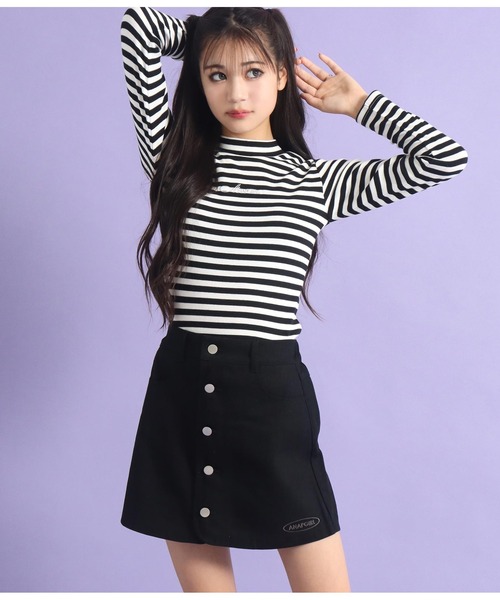 ANAP GｉRL（アナップガール）の「ボタンデザイン台形スカパン（スカート・キッズ・ブラック/ブルー/ブラウン・XS/M/S）」の7枚目の写真