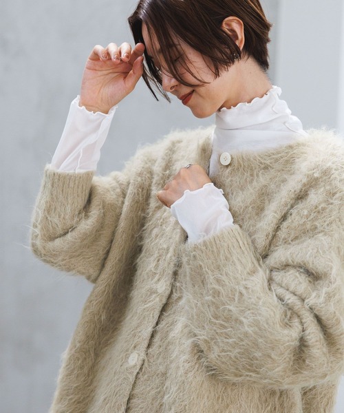 LEPSIM(レプシィム)の「袖切り替えシアーインナー 908524(Tシャツ/カットソー・レディース・ブラック/ブラウン/オフホワイト・FREE)」の1枚目の写真