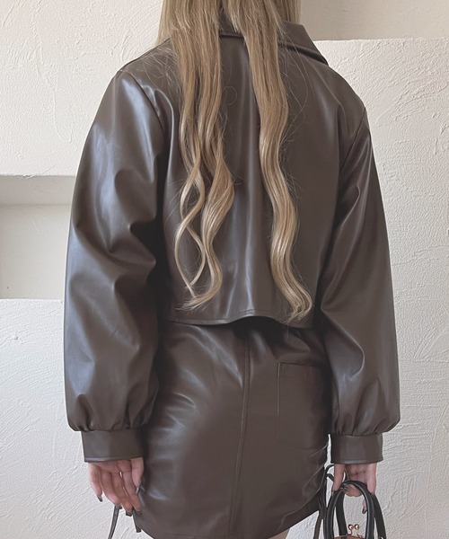 shrita(シュリータ)の「【shrita】【セットアップ可能】フェイクレザーショートジャケット(セットアップ・キッズ・ベージュ/ブラウン・L/M)」の4枚目の写真