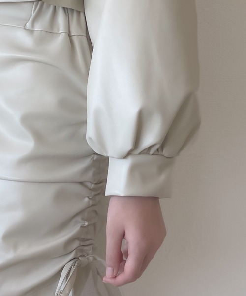 shrita(シュリータ)の「【shrita】【セットアップ可能】フェイクレザーショートジャケット(セットアップ・キッズ・ベージュ/ブラウン・L/M)」の10枚目の写真