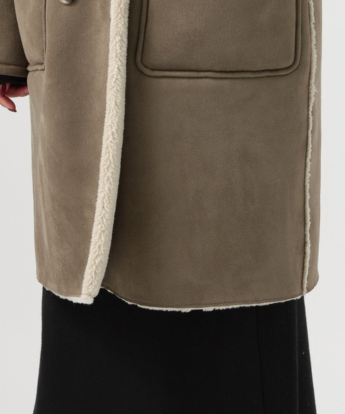 BAYFLOW(ベイフロー)の「2WAYフェイクムートン(ムートンコート・レディース・モカ/アイボリー・SMALL/MEDIUM)」の5枚目の写真