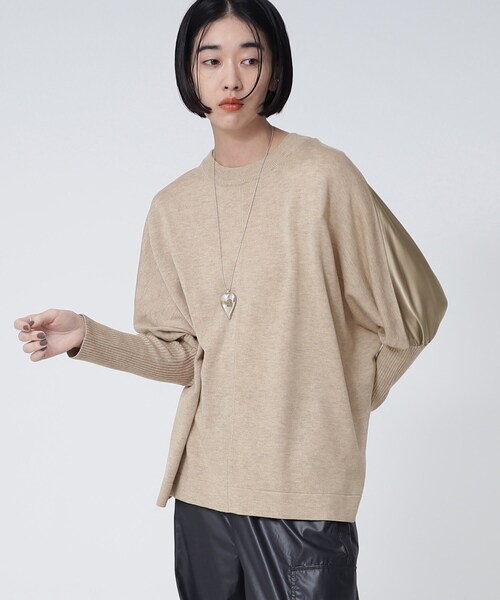 GALLEST（ギャレスト）の「ドルマンドッキングニット（ニット/セーター・レディース・ライトベージュ/ブラック/オレンジ/グレー・38/34）」の4枚目の写真