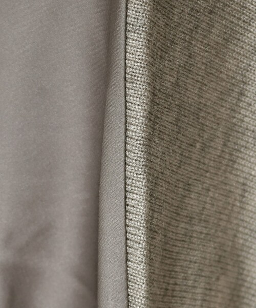 GALLEST（ギャレスト）の「ドルマンドッキングニット（ニット/セーター・レディース・ライトベージュ/ブラック/オレンジ/グレー・38/34）」の19枚目の写真