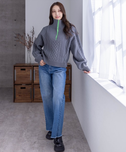 clear（クリア）の「配色ハーフジップケーブル編みニットトップス（ニット/セーター・レディース・ネイビー/チャコールグレー/グレイッシュベージュ・F）」の16枚目の写真