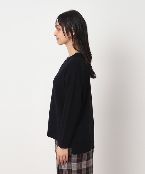 DRESKIP(ドレスキップ)の「◆お顔周りをすっきり見せる 大人なVネック ゆるニット【SHOO WARM/吸湿発熱】(ニット/セーター・レディース・ベージュ系その他5/ライトブルー/イエロー系その他/ライトベージュ/ブラック/ピンク系・00)」の18枚目の写真