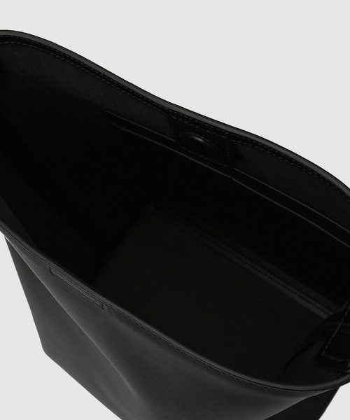 JIL SANDER（ジルサンダー）の「CANNOLO TOTE（トートバッグ・レディース・ダークブラウン/ブラック/グリーン・UNI）」の11枚目の写真